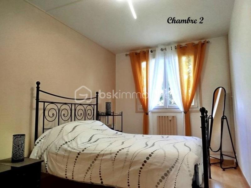 Appartement - 92 m² - 5 pièces