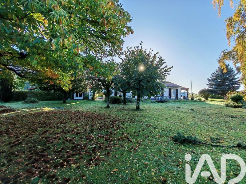 Maison - 124 m² - 10 pièces