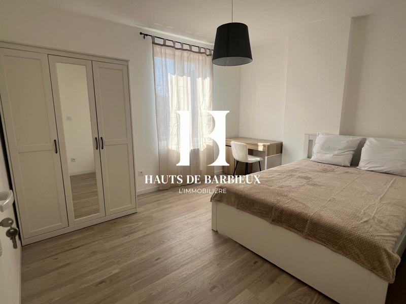 Maison - 154 m² - 10 pièces