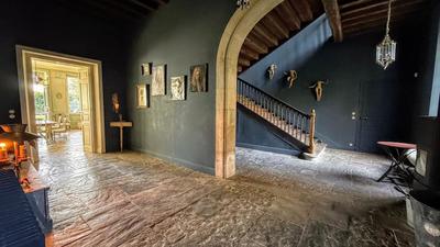 Propriété - 700 m² - 13 pièces