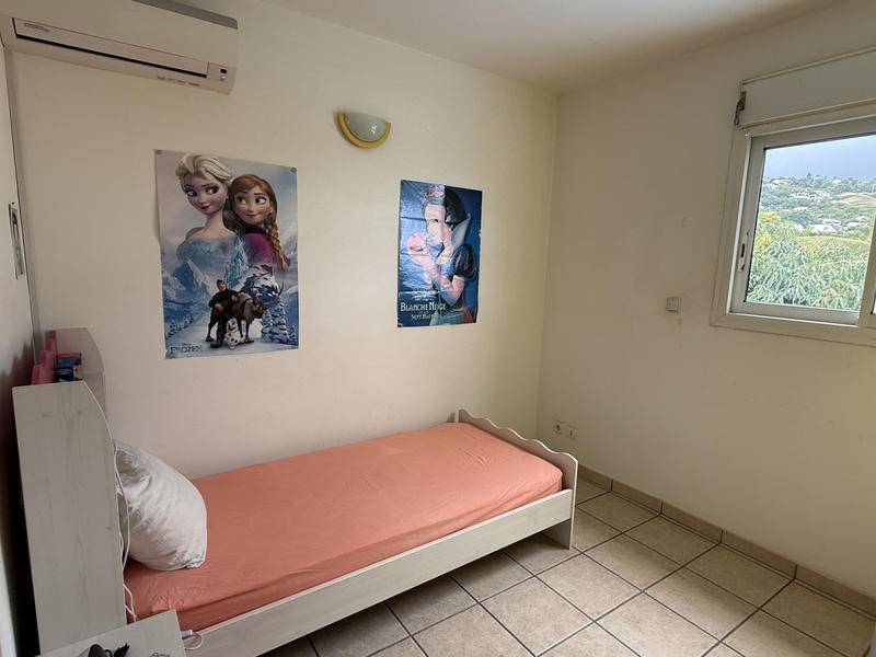 Maison - 181 m² - 1 pièce