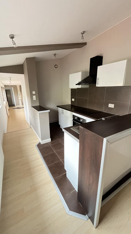 Appartement - 82 m² - 3 pièces