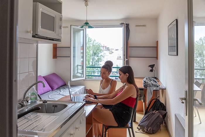 Studio - 18 m² - 1 pièce