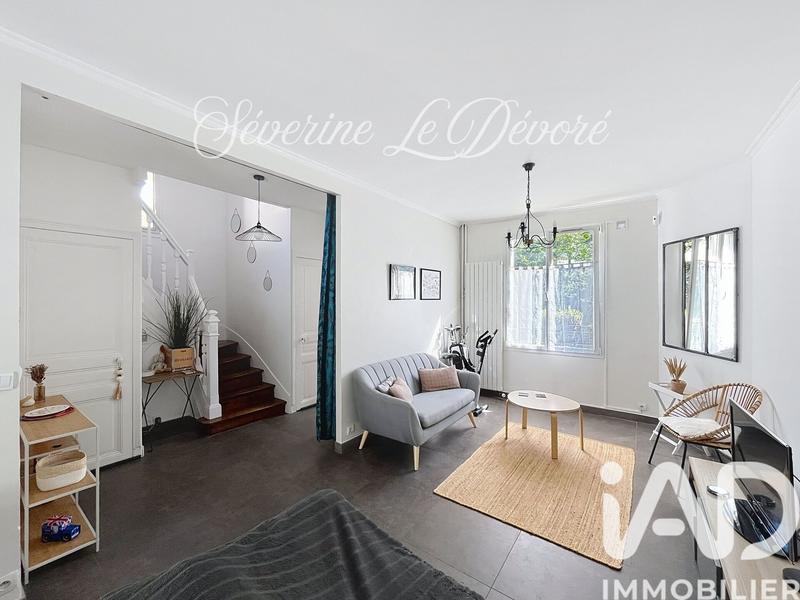 Maison - 99 m² - 6 pièces