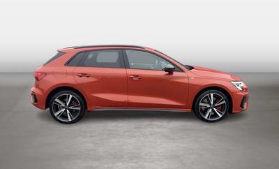 Audi A3 sportback 45 TFSIe s-Line 245 Hybride Rechargeable / Attache Remorque Matrix Led Camera 360° Sieges Elec à Memoire Regulateur Adaptatif