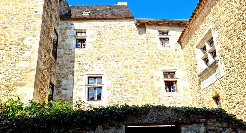 Hôtel particulier - 400 m² - 10 pièces