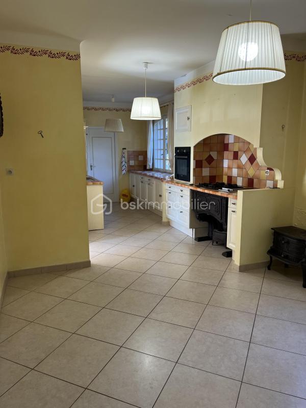 Maison - 189 m² - 7 pièces