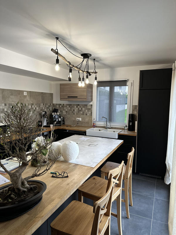 Maison - 107 m² - 5 pièces