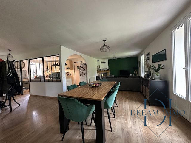 Maison - 155 m² - 7 pièces