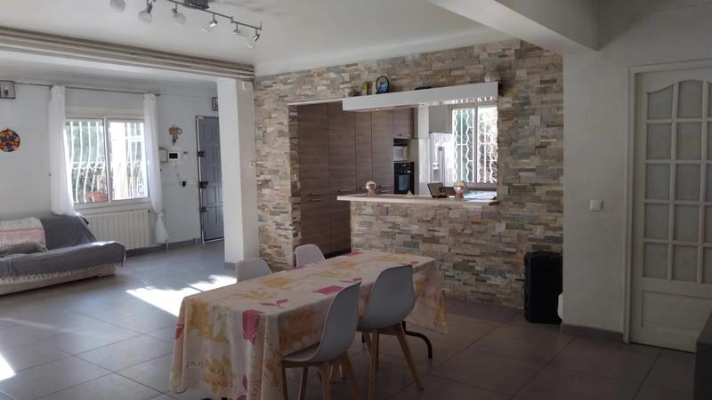 Maison - 196 m² - 6 pièces