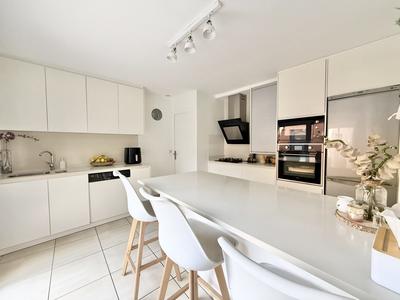 Maison - 107 m² - 5 pièces