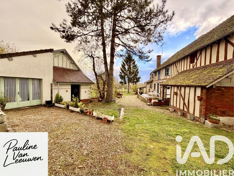 Maison - 235 m² - 8 pièces