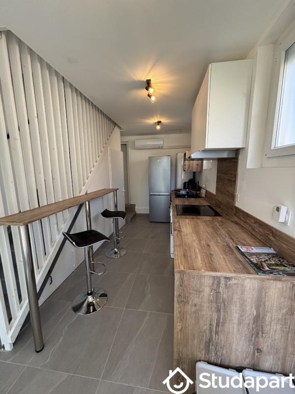 Chambre - 11 m² - 1 pièce