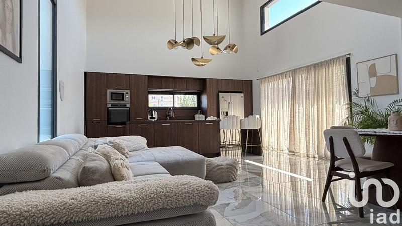 Maison - 120 m² - 4 pièces