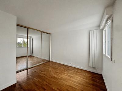 Appartement - 95 m² - 4 pièces