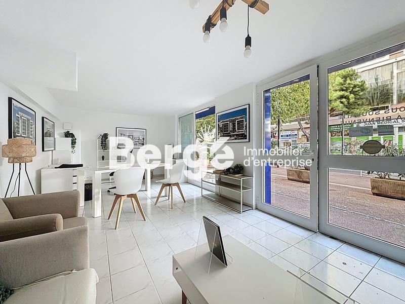 Local commercial - 54 m²