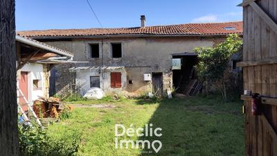 Maison ancienne - 295 m² - 4 pièces