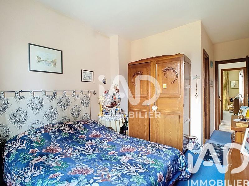 Maison - 239 m² - 7 pièces