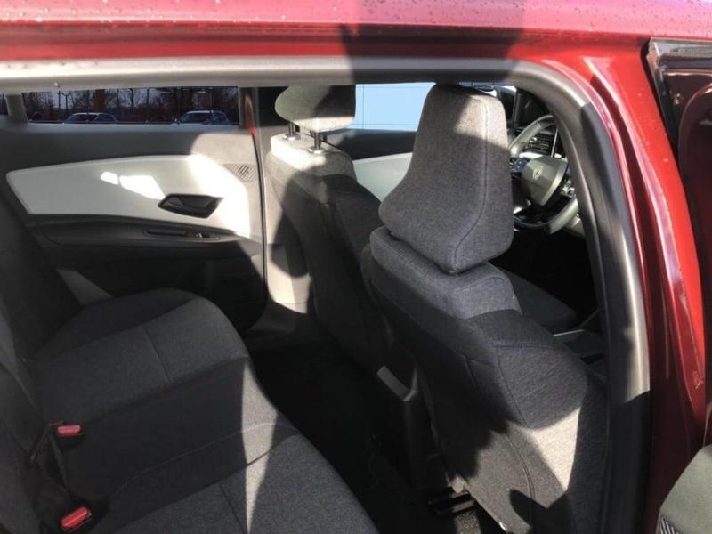 Renault R 4 E-Tech électrique evolution 120 ch autonomie urbaine