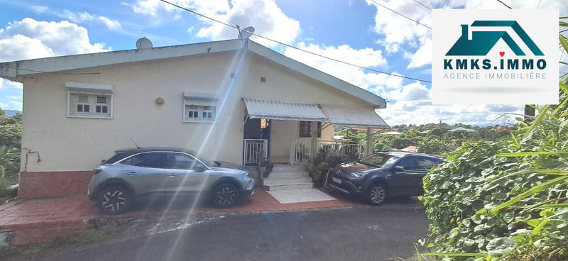 Maison - 217 m² - 8 pièces