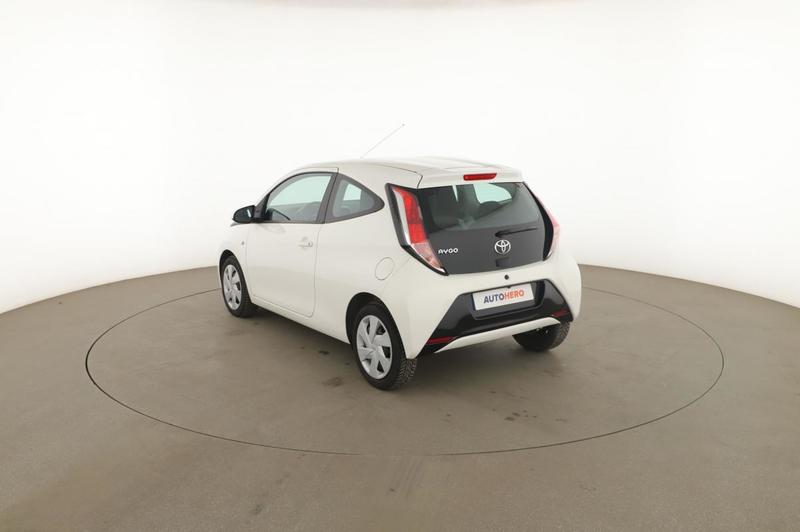 Toyota Aygo 1.0 Vvt-i X-Play 3p 69 ch