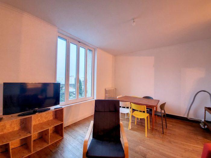 Appartement - 80 m² - 3 pièces