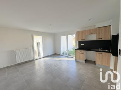 Maison - 64 m² - 3 pièces