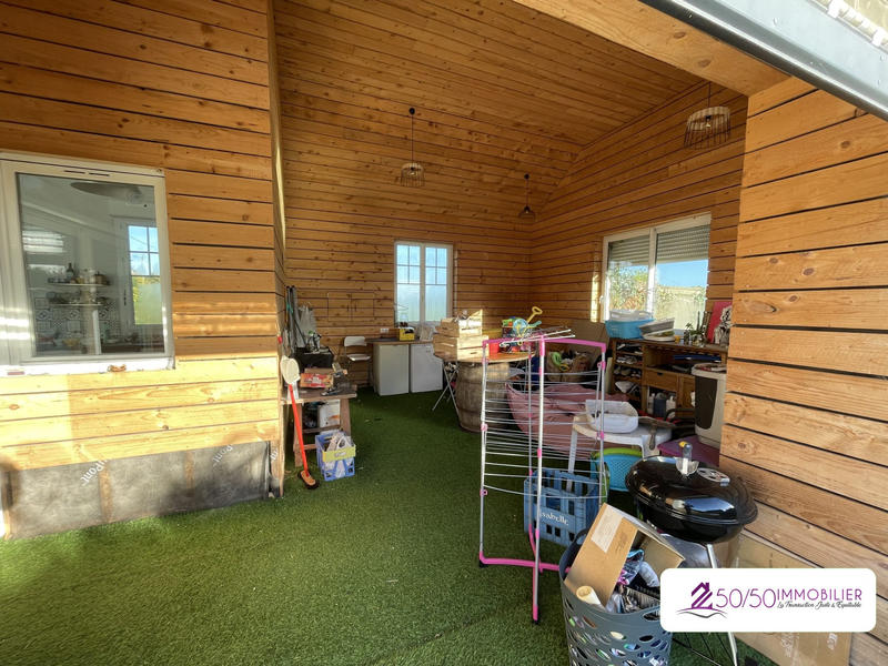 Maison - 184 m² - 9 pièces