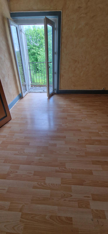 Maison - 220 m² - 7 pièces