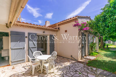 Villa - 90 m² - 5 pièces