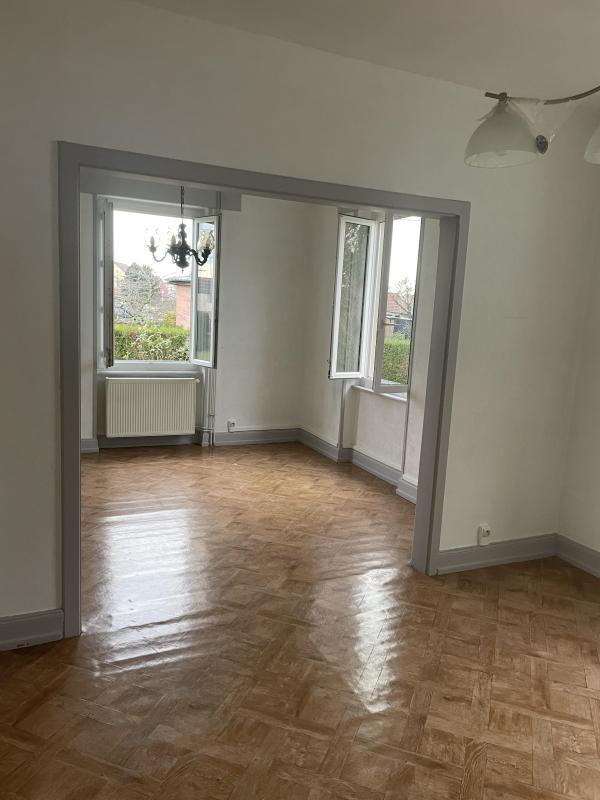 Maison - 93 m² - 5 pièces