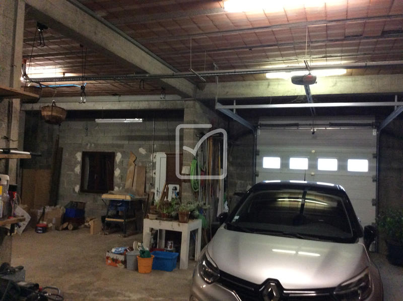 Maison - 167 m² - 8 pièces