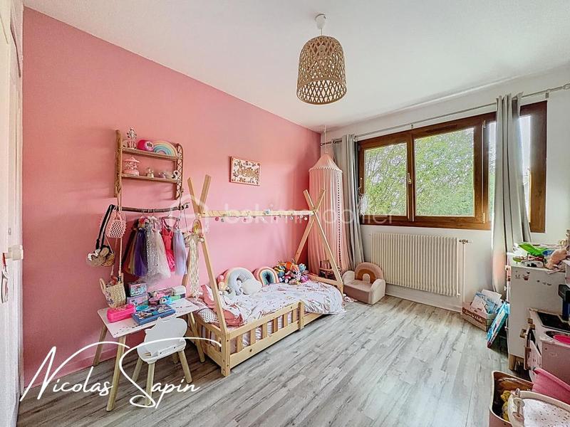 Appartement - 106 m² - 4 pièces