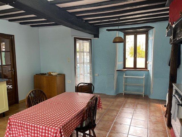 Maison de village - 95 m² - 4 pièces