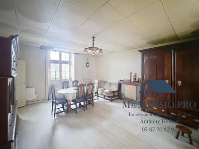 Maison - 284 m² - 10 pièces