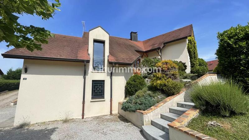 Maison - 190 m² - 8 pièces