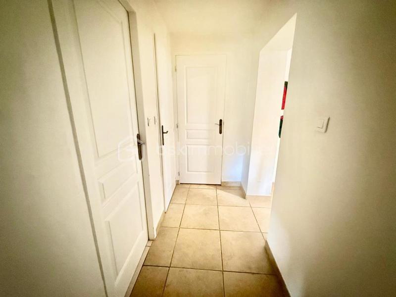 Villa - 225 m² - 8 pièces