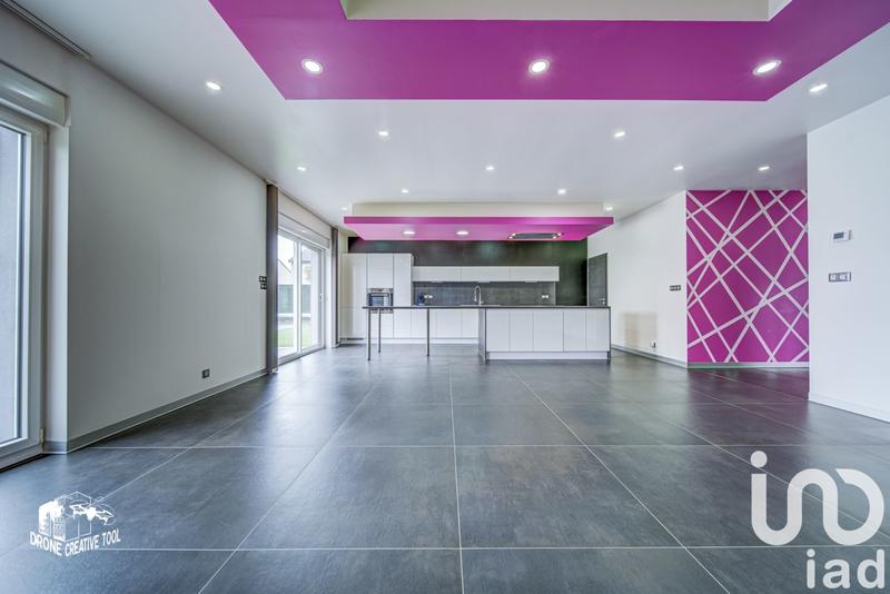 Maison - 127 m² - 6 pièces