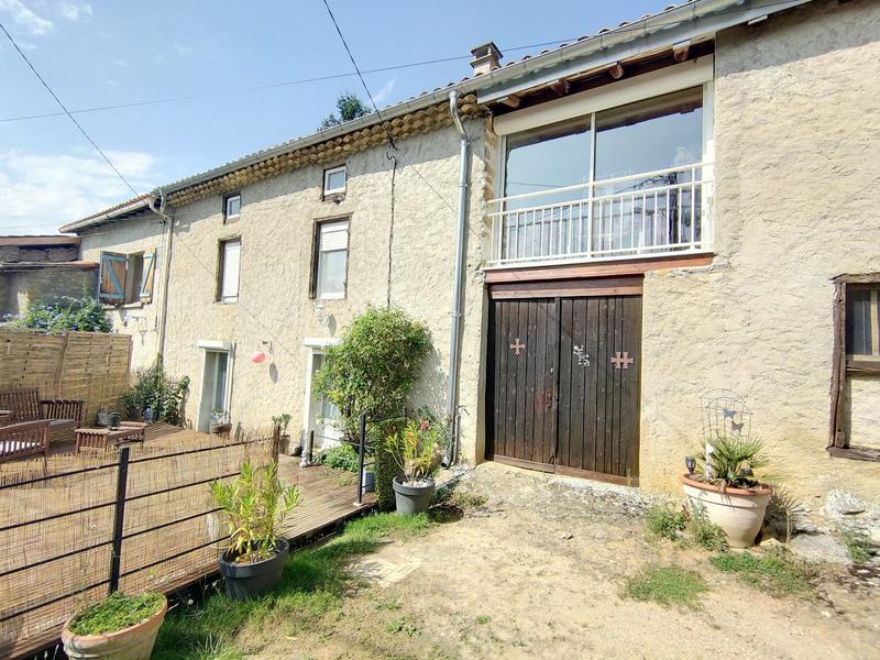 Propriété - 302 m² - 12 pièces