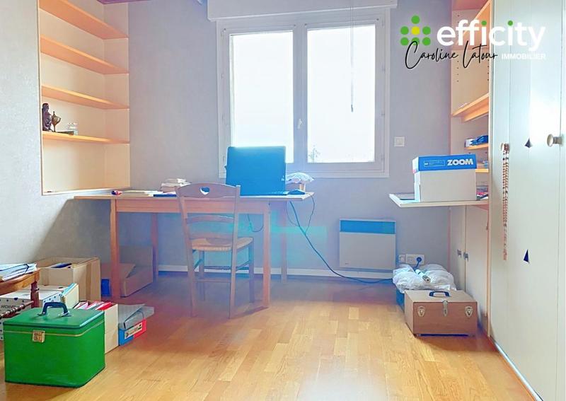 Maison - 310 m² - 6 pièces