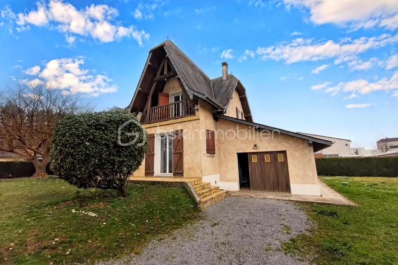 Maison - 152 m² - 6 pièces