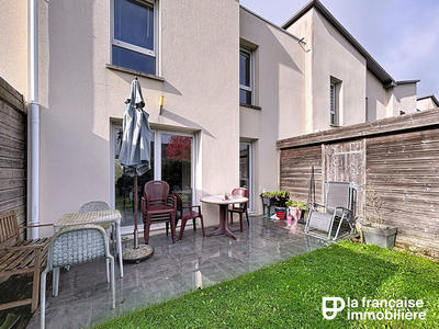 Maison - 93 m² - 5 pièces