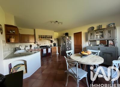 Maison - 309 m² - 10 pièces