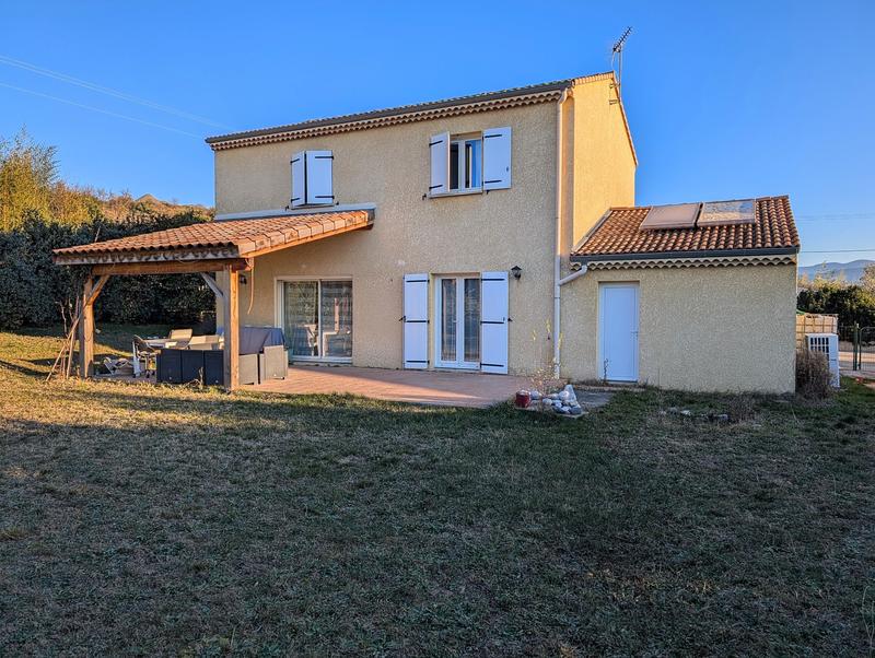 Maison traditionnelle - 116 m² - 5 pièces