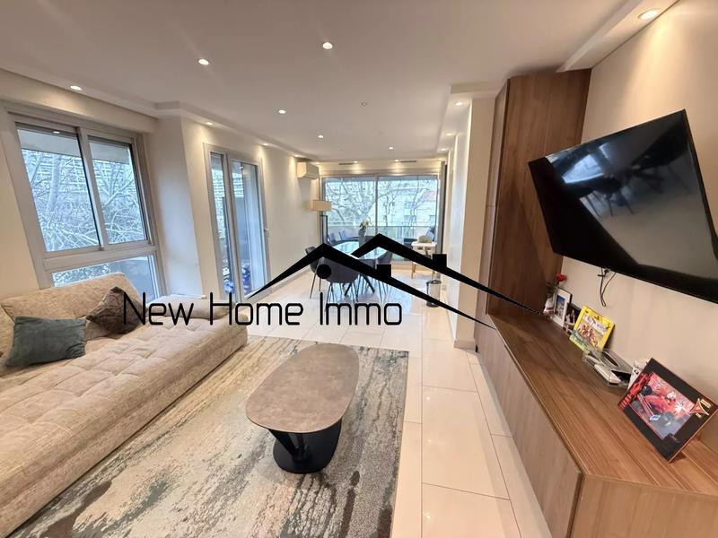 Appartement - 98 m² - 4 pièces