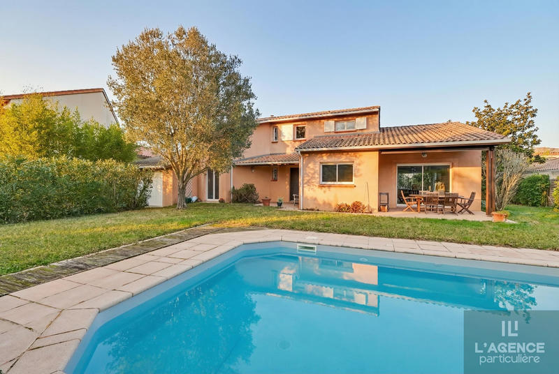 Maison - 176 m² - 6 pièces