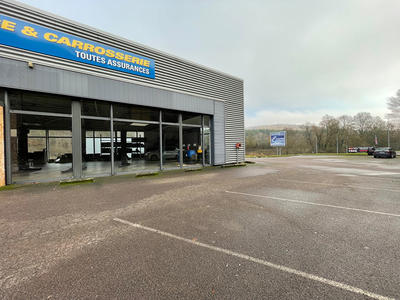 Local commercial - 420 m²