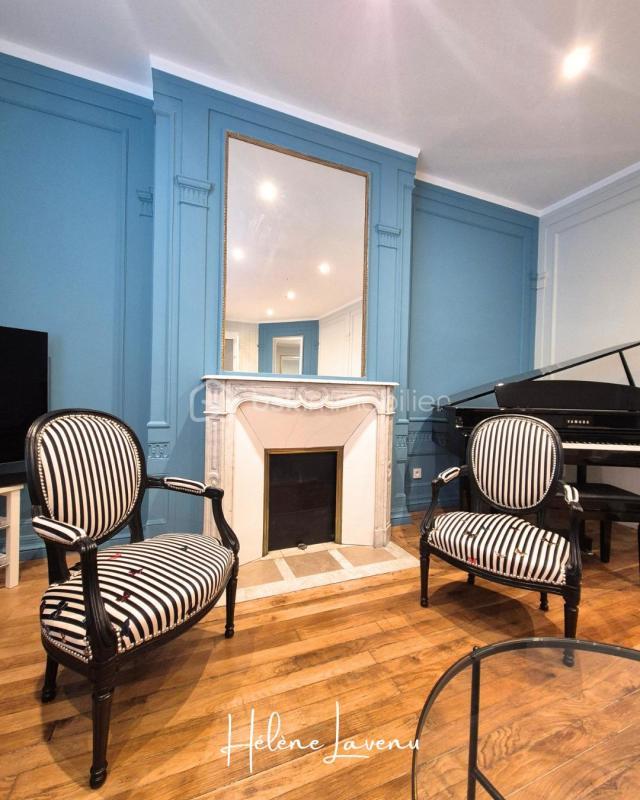 Appartement - 181 m² - 5 pièces