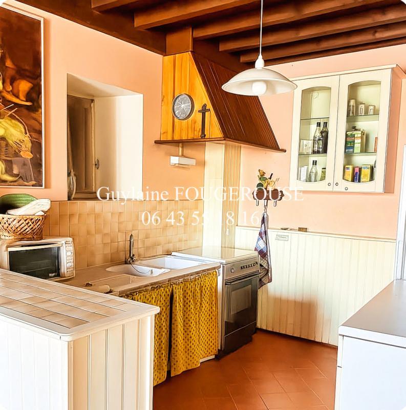 Maison - 202 m² - 7 pièces