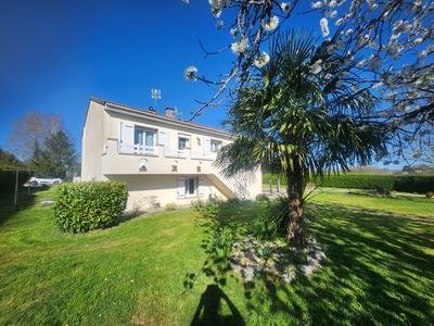 Maison - 135 m² - 6 pièces